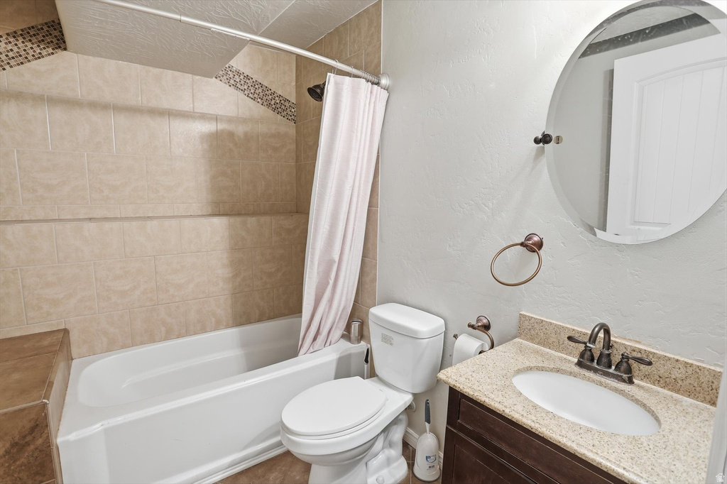 2512 N JONATHAN PL Saratoga Springs, UT 84045