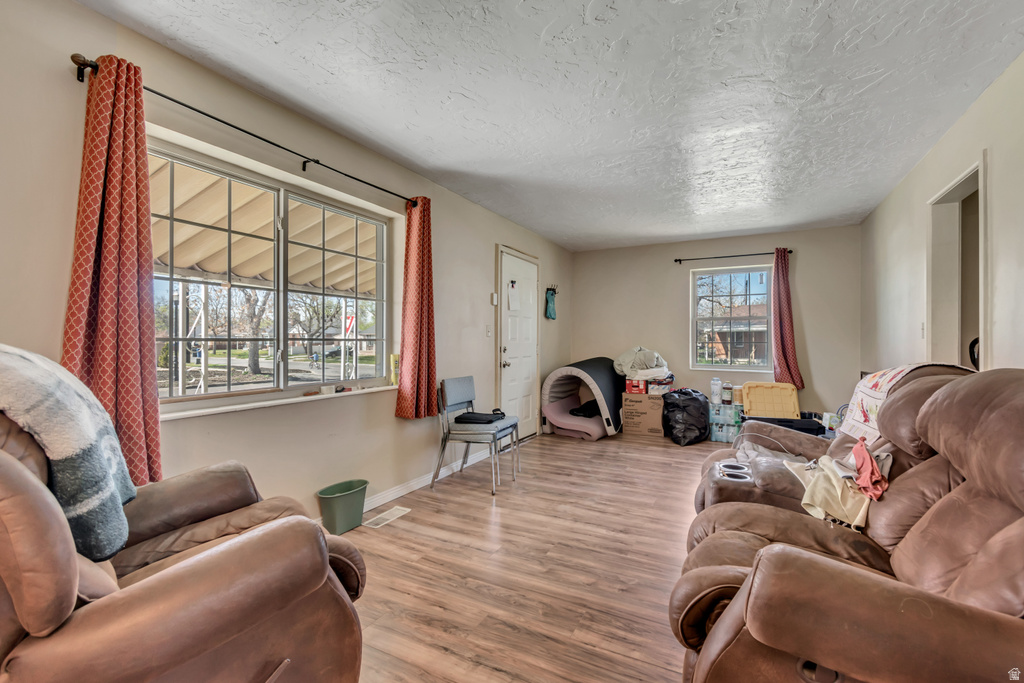 848 N OAKLEY ST Salt Lake City, UT 84116