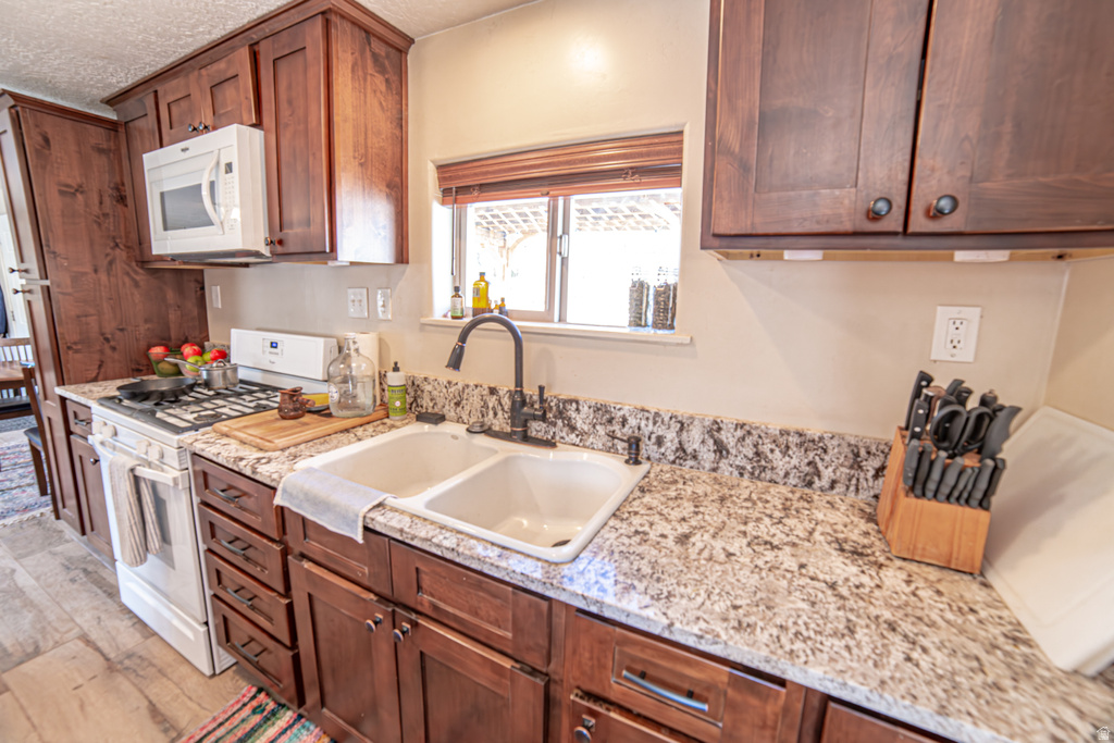 57 W MAIN ST Rockville, UT 84763