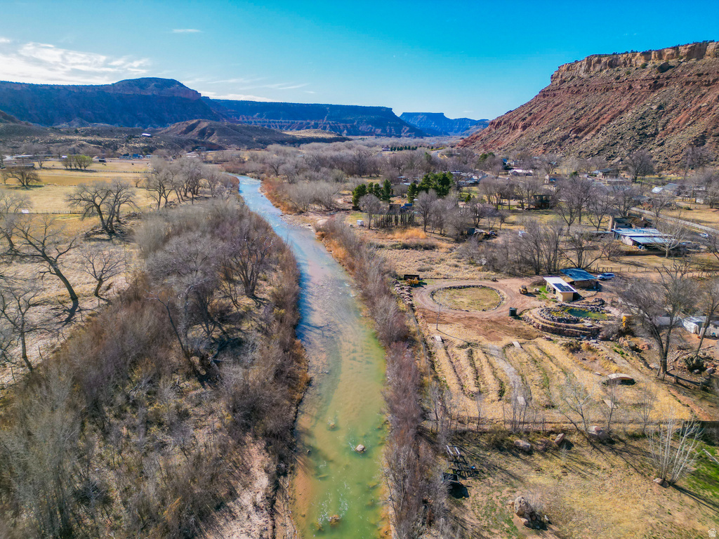 57 W MAIN ST Rockville, UT 84763