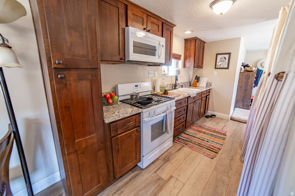 57 W MAIN ST Rockville, UT 84763