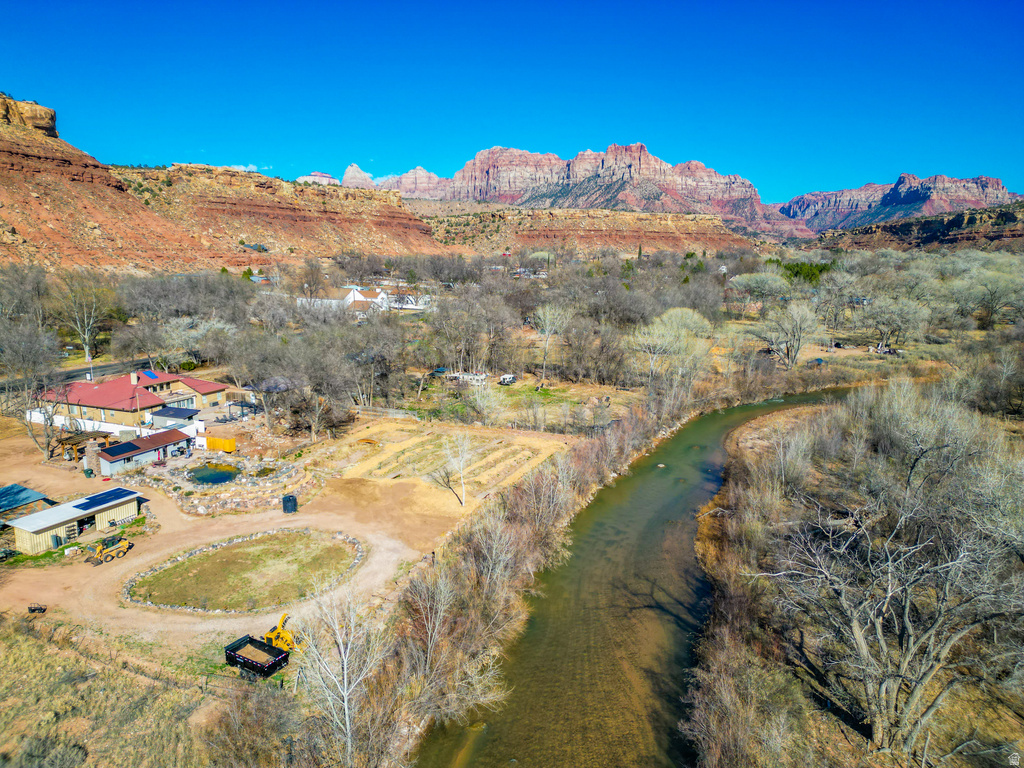 57 W MAIN ST Rockville, UT 84763