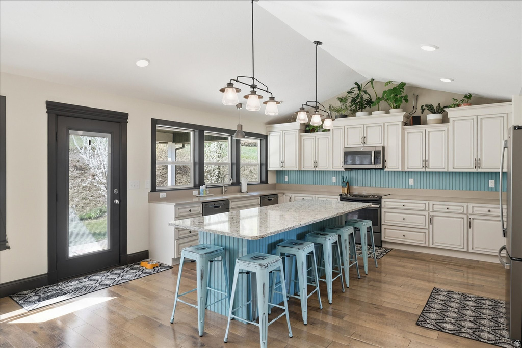 132 W 1270 S Wellsville, UT 84339