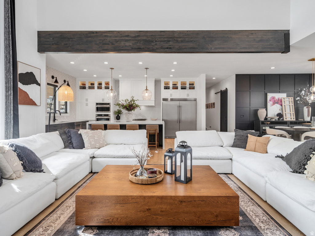 6861 E SUMMIT PEAK CIR Huntsville, UT 84317