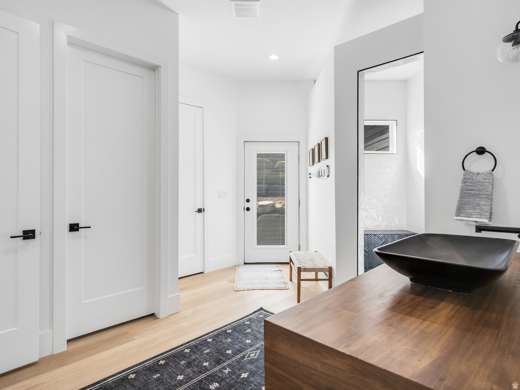 6861 E SUMMIT PEAK CIR Huntsville, UT 84317