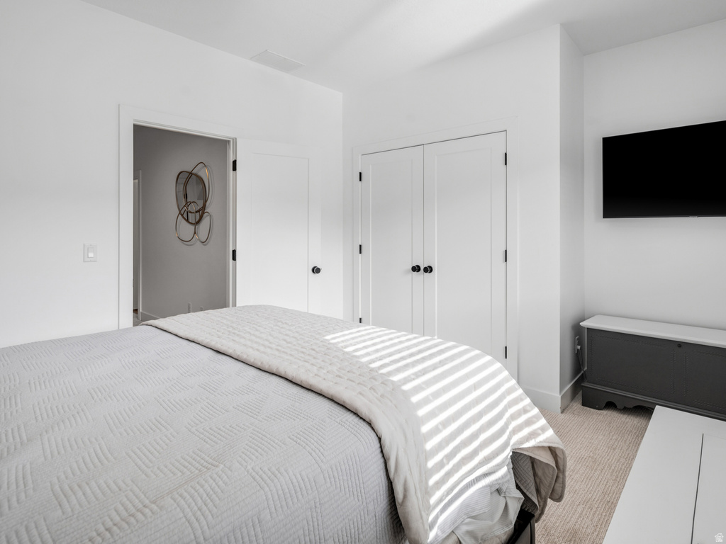 6861 E SUMMIT PEAK CIR Huntsville, UT 84317