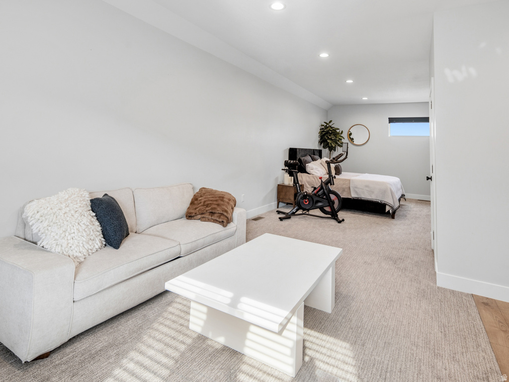 6861 E SUMMIT PEAK CIR Huntsville, UT 84317