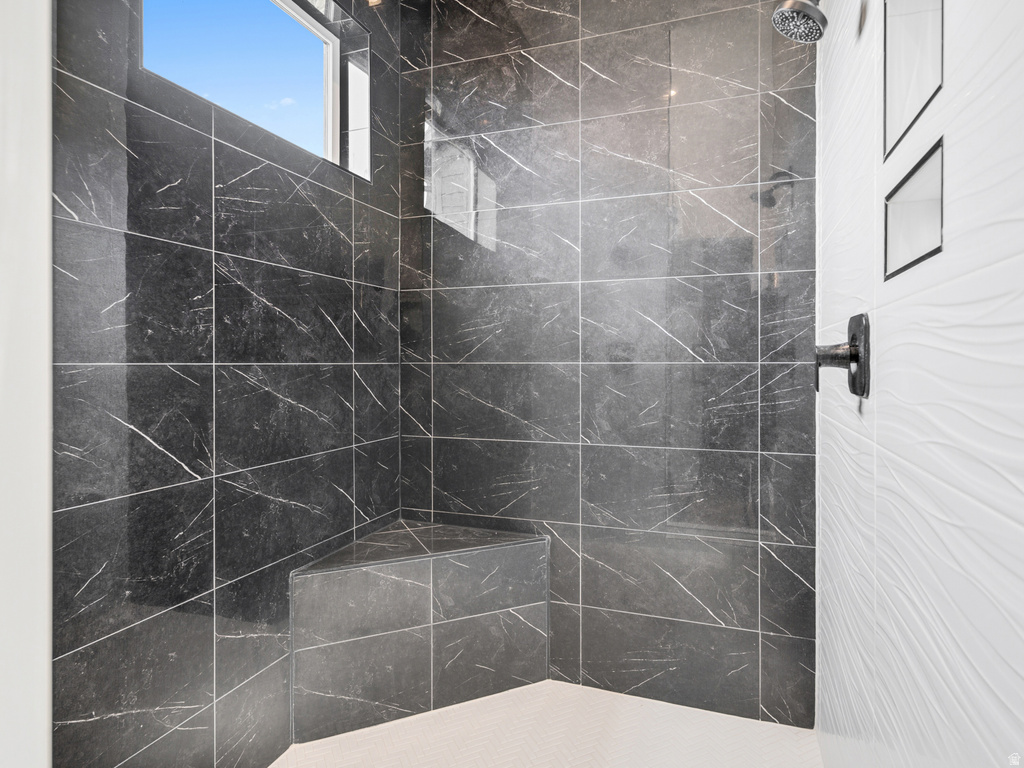 6861 E SUMMIT PEAK CIR Huntsville, UT 84317