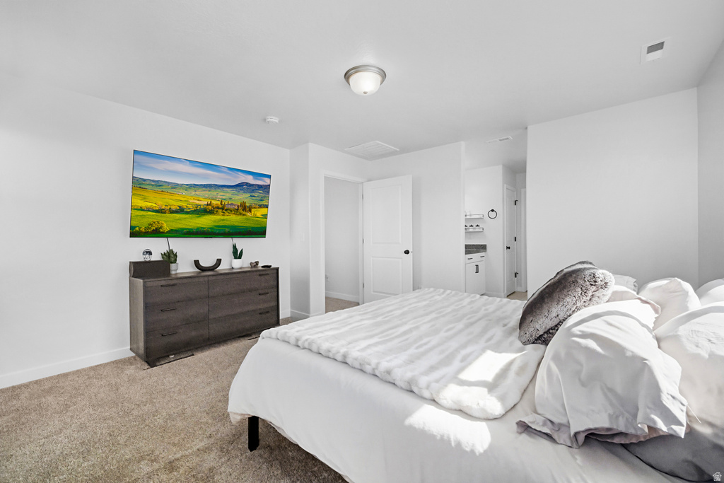 2126 W LYDIA LN Syracuse, UT 84075