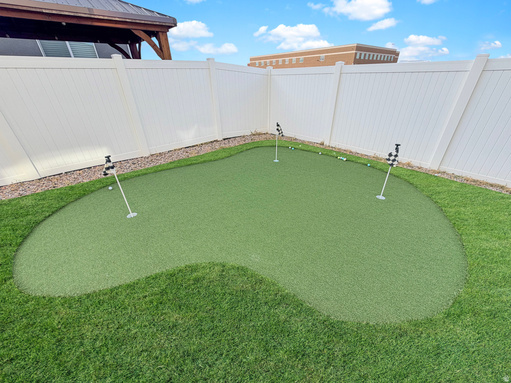 2126 W LYDIA LN Syracuse, UT 84075