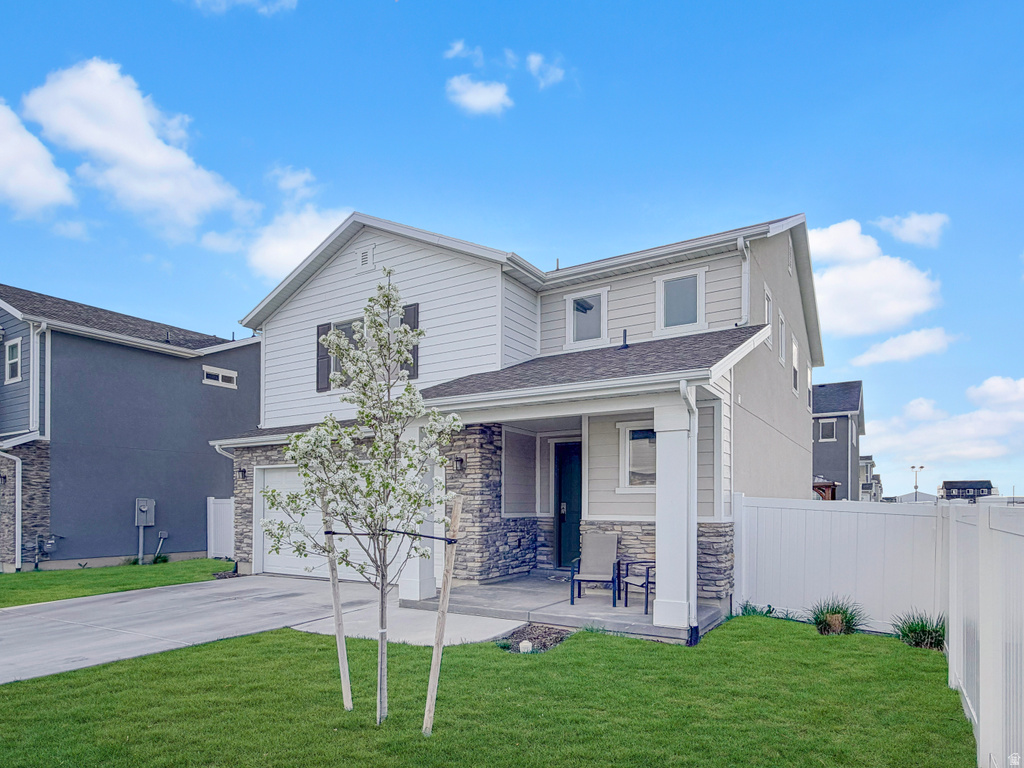 2126 W LYDIA LN Syracuse, UT 84075