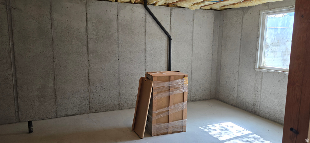 1186 N 2425 W Layton, UT 84041