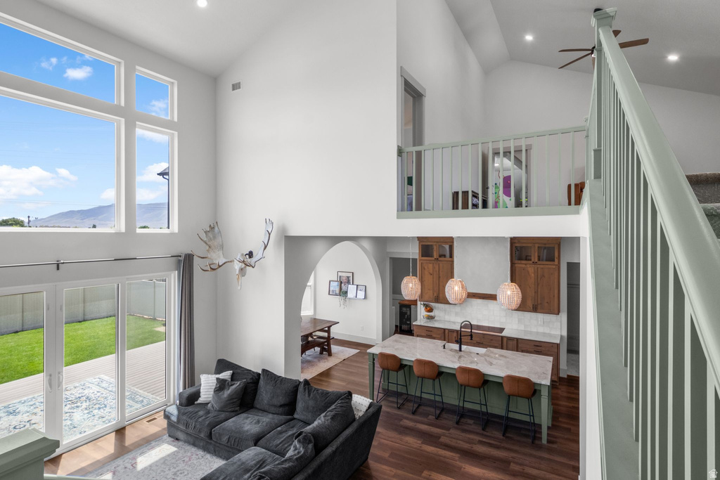 2727 W 110 N Lehi, UT 84043