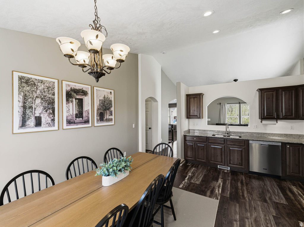 5157 W GOSSAMER WAY Riverton, UT 84096