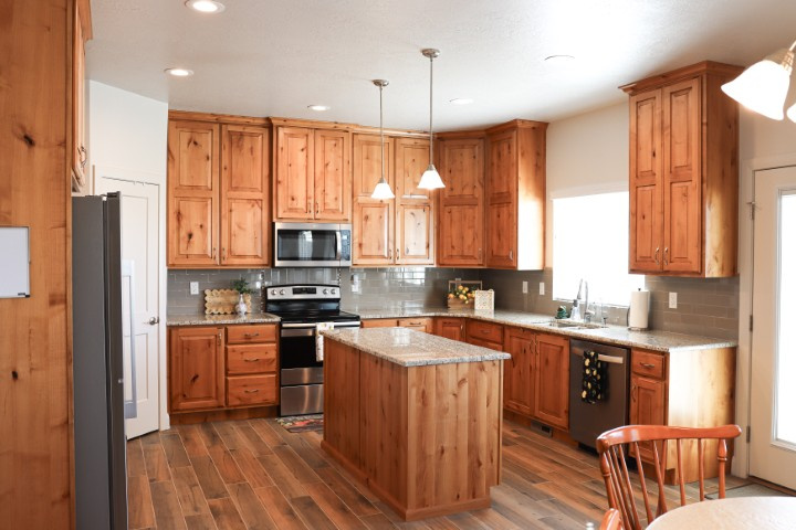 1381 W 3225 S Perry, UT 84302