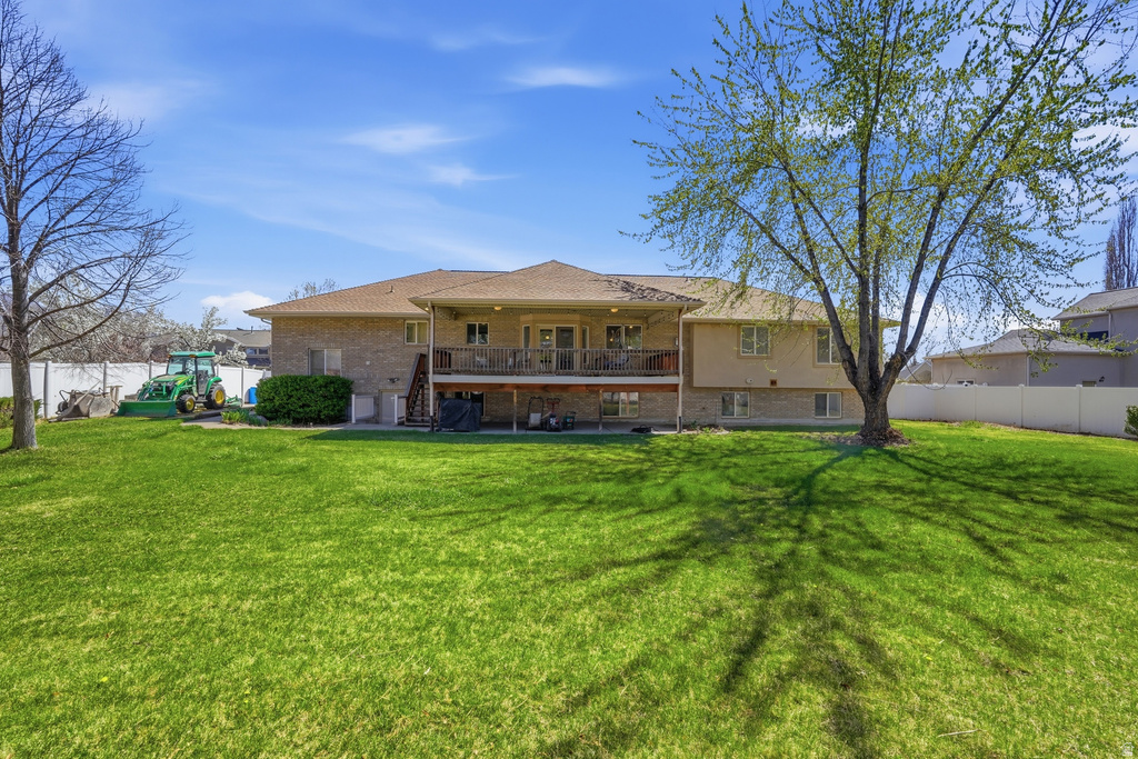 1468 N FLINT MEADOW DR Kaysville, UT 84037