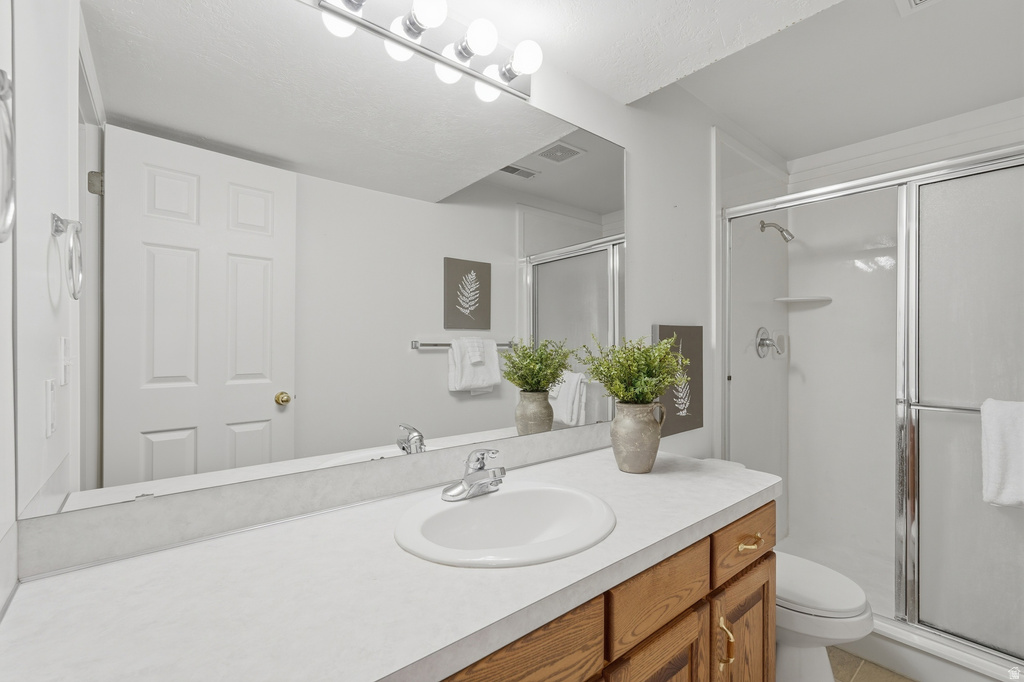 1468 N FLINT MEADOW DR Kaysville, UT 84037