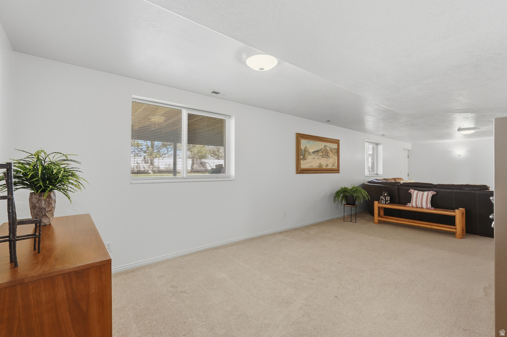 1468 N FLINT MEADOW DR Kaysville, UT 84037