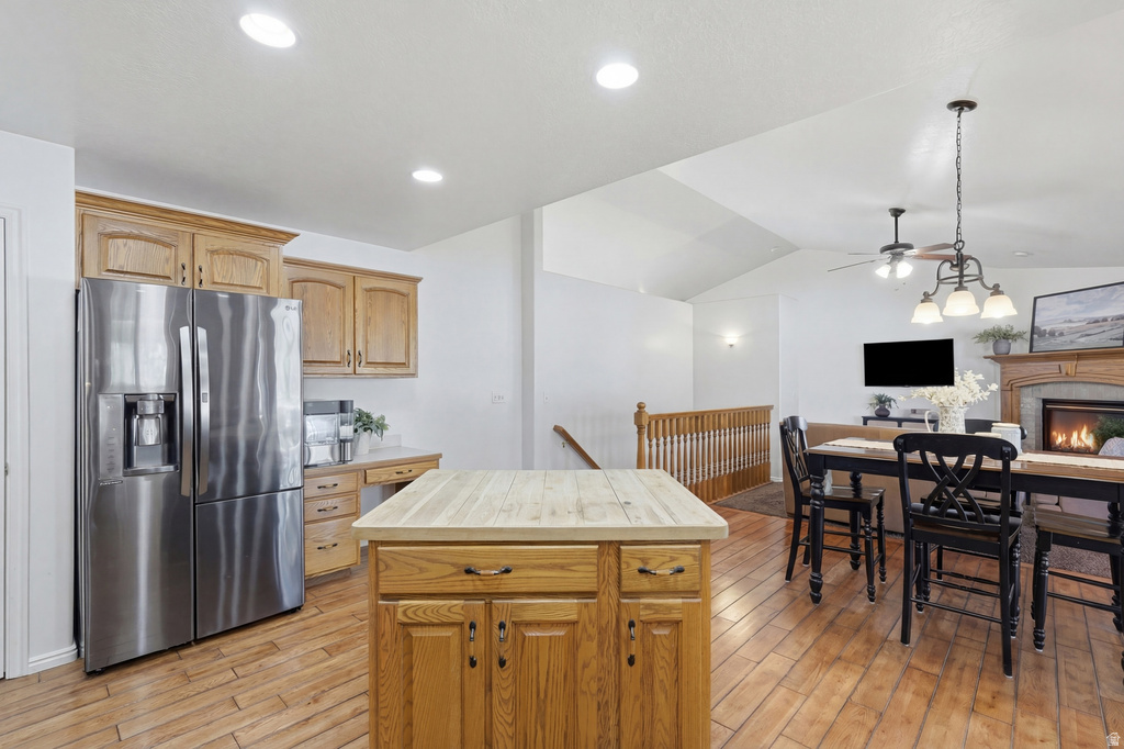 1468 N FLINT MEADOW DR Kaysville, UT 84037