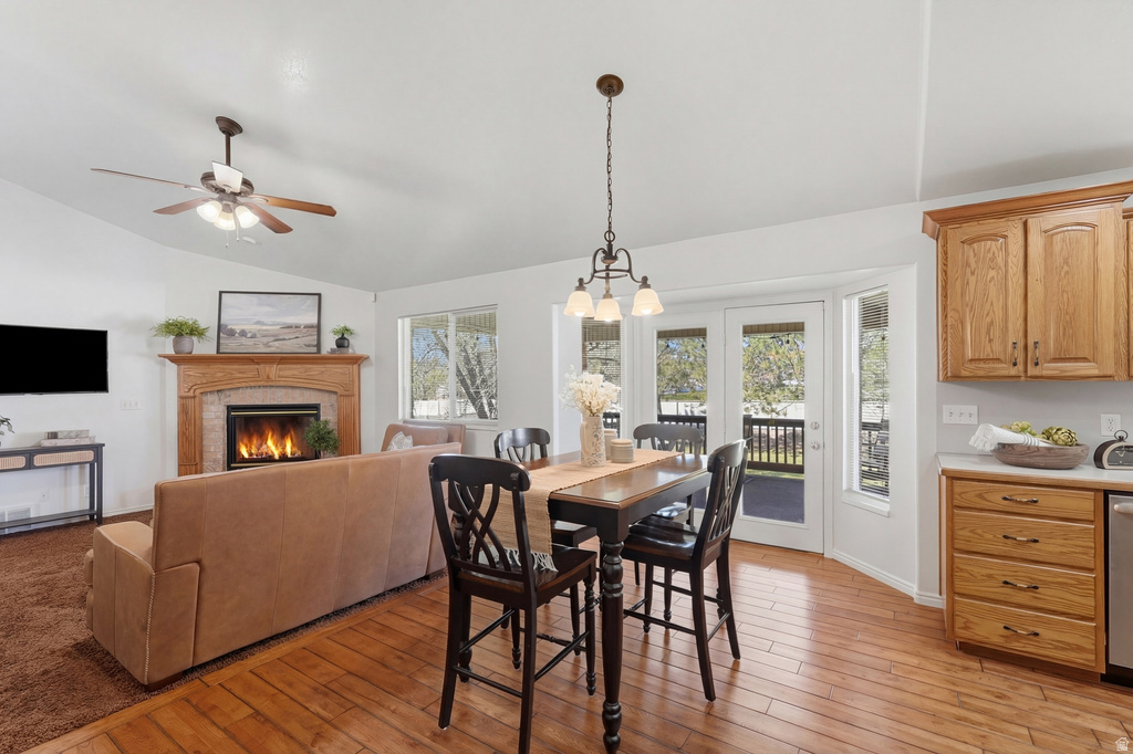 1468 N FLINT MEADOW DR Kaysville, UT 84037