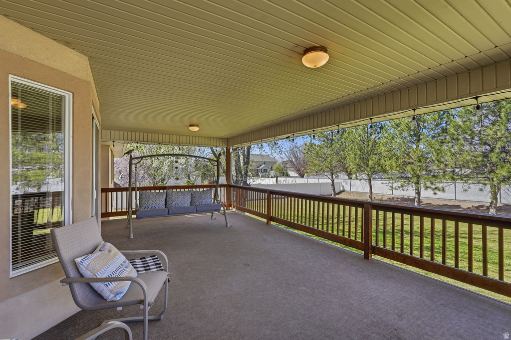 1468 N FLINT MEADOW DR Kaysville, UT 84037