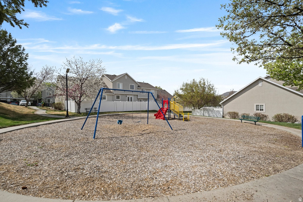 3117 W DAVENCOURT LOOP Lehi, UT 84048