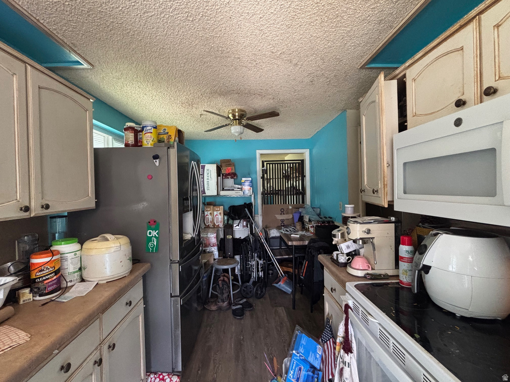 2273 S 200 E Bountiful, UT 84010