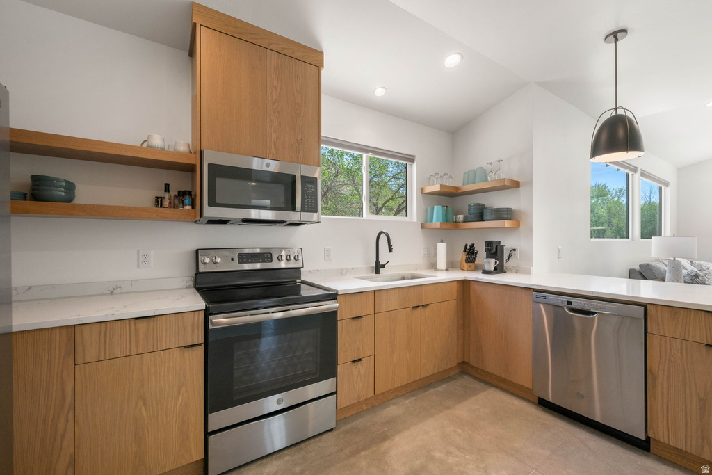 1775 ZION PARK BLVD #7 Springdale, UT 84767