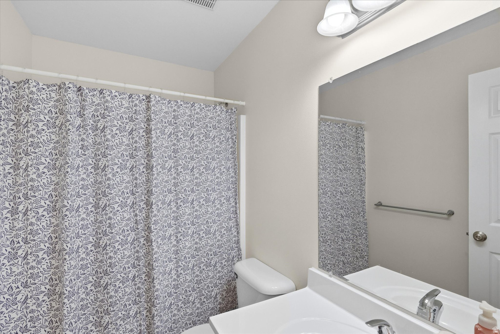 456 E 2650 N North Logan, UT 84341