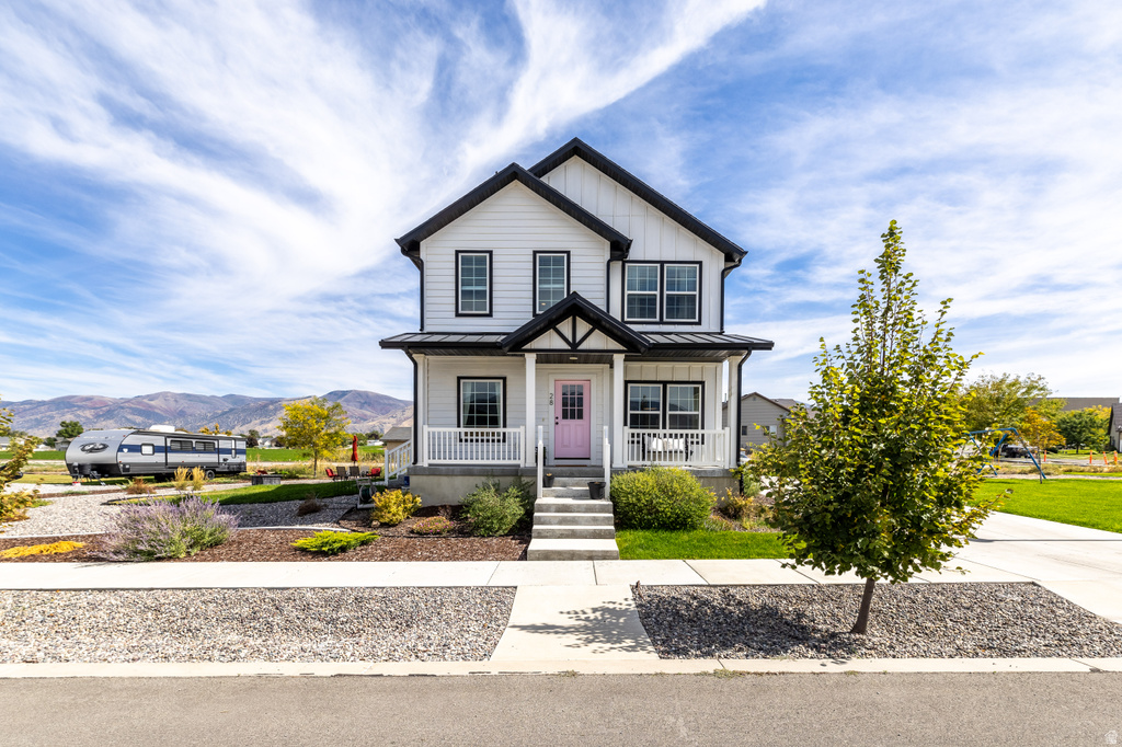 28 N 575 W Hyrum, UT 84319