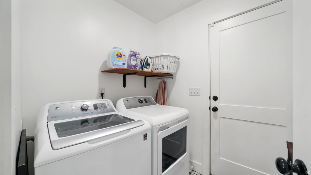 1269 E 500 S Hyrum, UT 84319