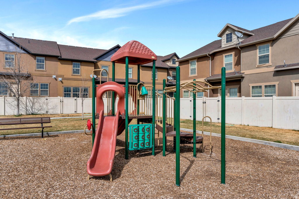 1604 N CARTAGENA WAY #245 Saratoga Springs, UT 84045