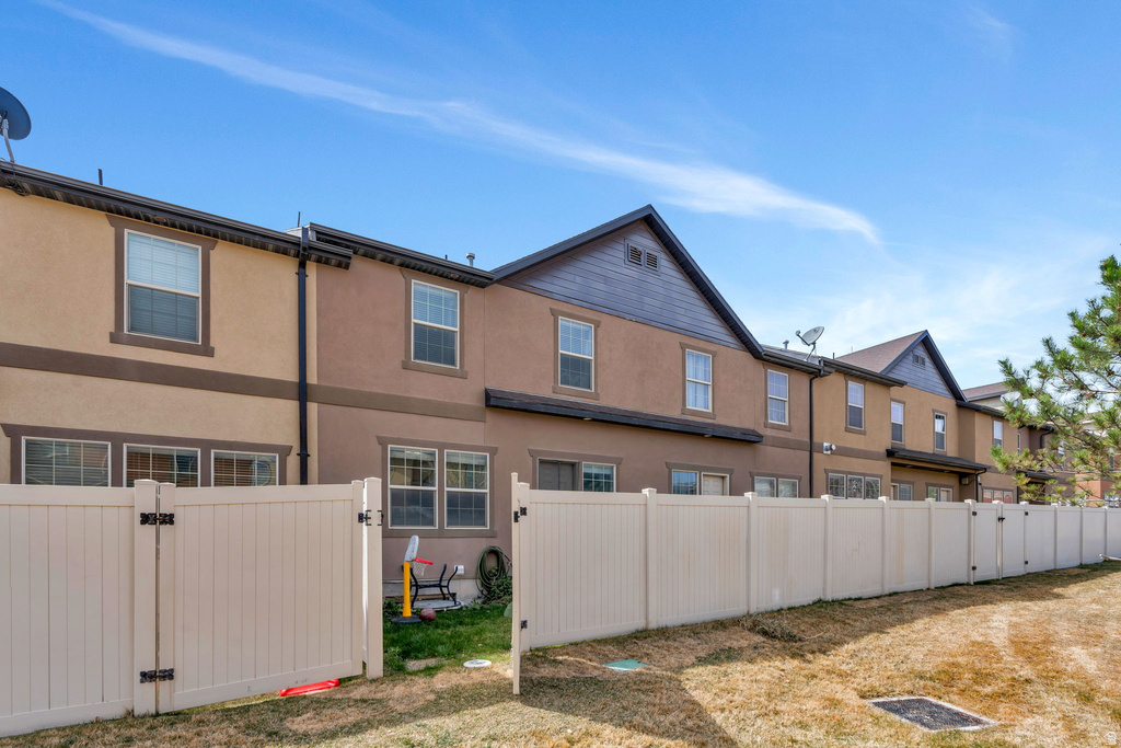 1604 N CARTAGENA WAY #245 Saratoga Springs, UT 84045