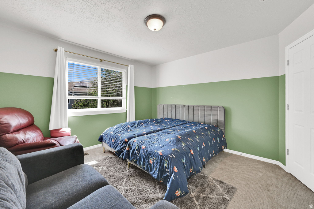 6262 S 2050 E Uintah, UT 84403