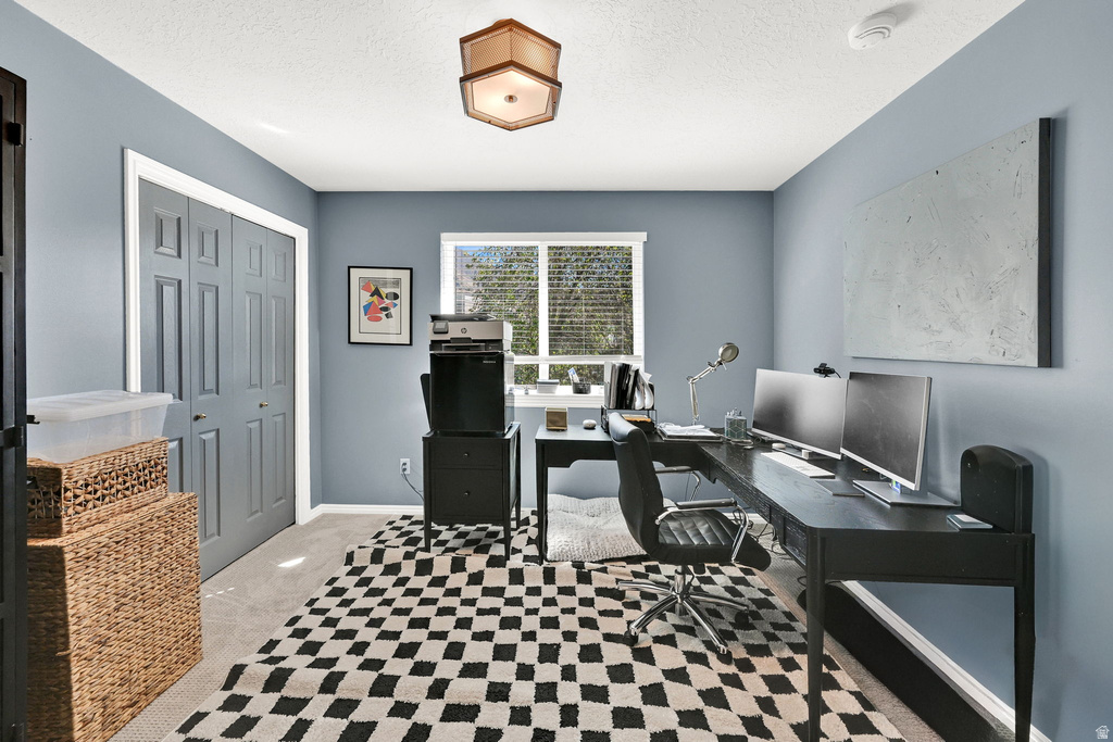 6262 S 2050 E Uintah, UT 84403