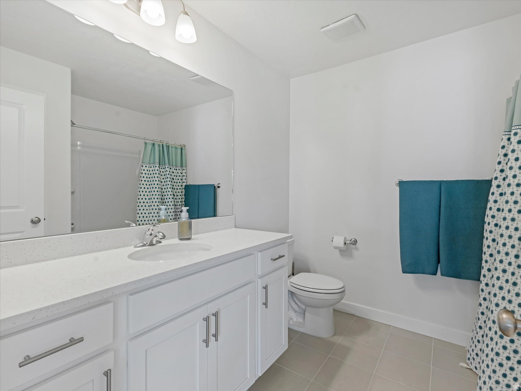 6825 S CLEVER PEAK LN West Jordan, UT 84081