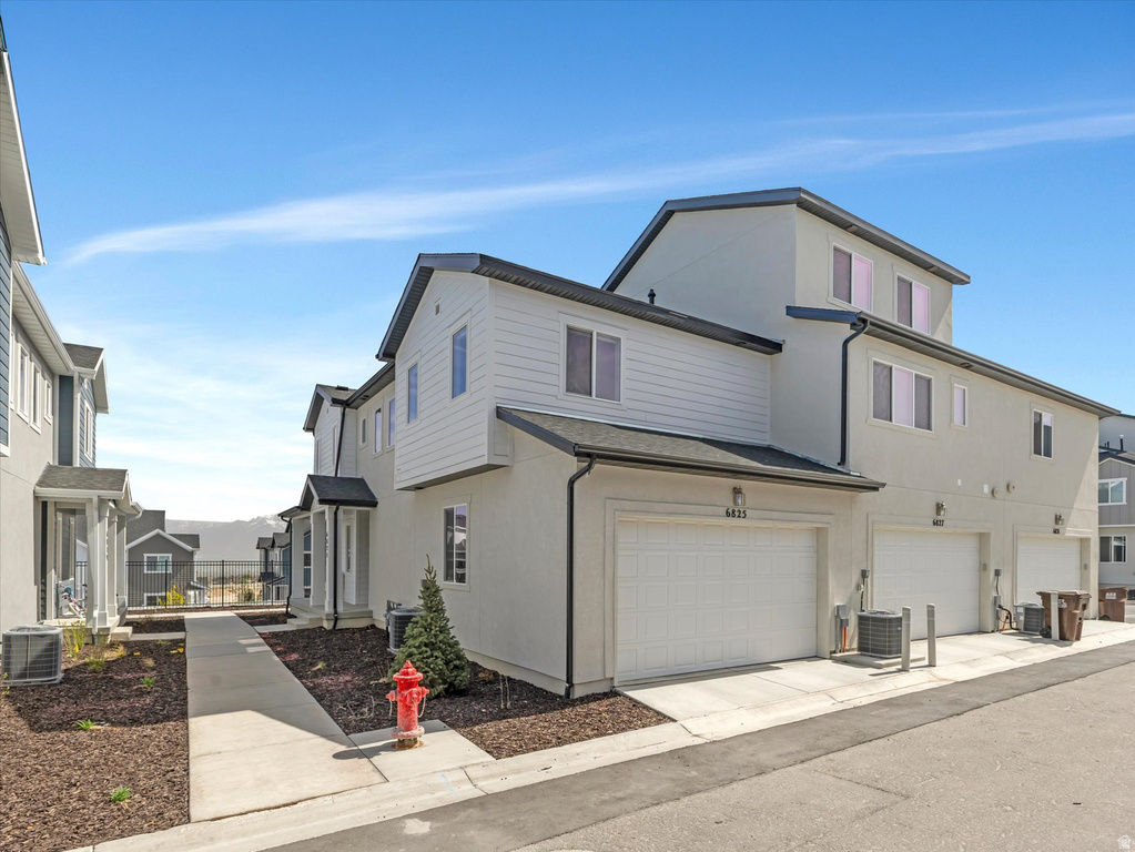 6825 S CLEVER PEAK LN West Jordan, UT 84081