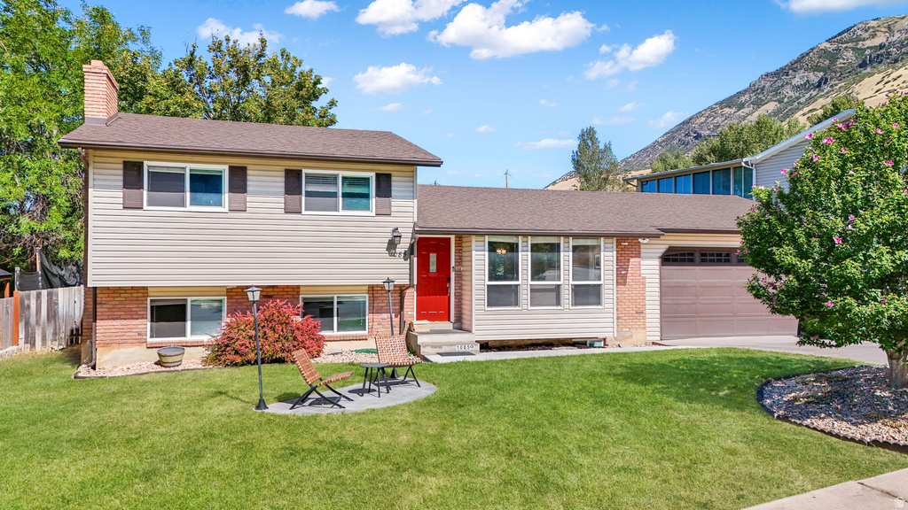 1085 E GROVE CREEK DR Pleasant Grove, UT 84062