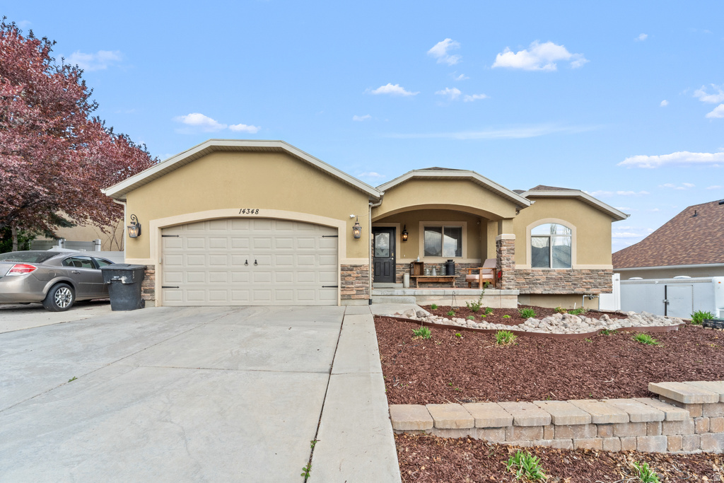 14348 S ARCADIA ROSE LN Herriman, UT 84096