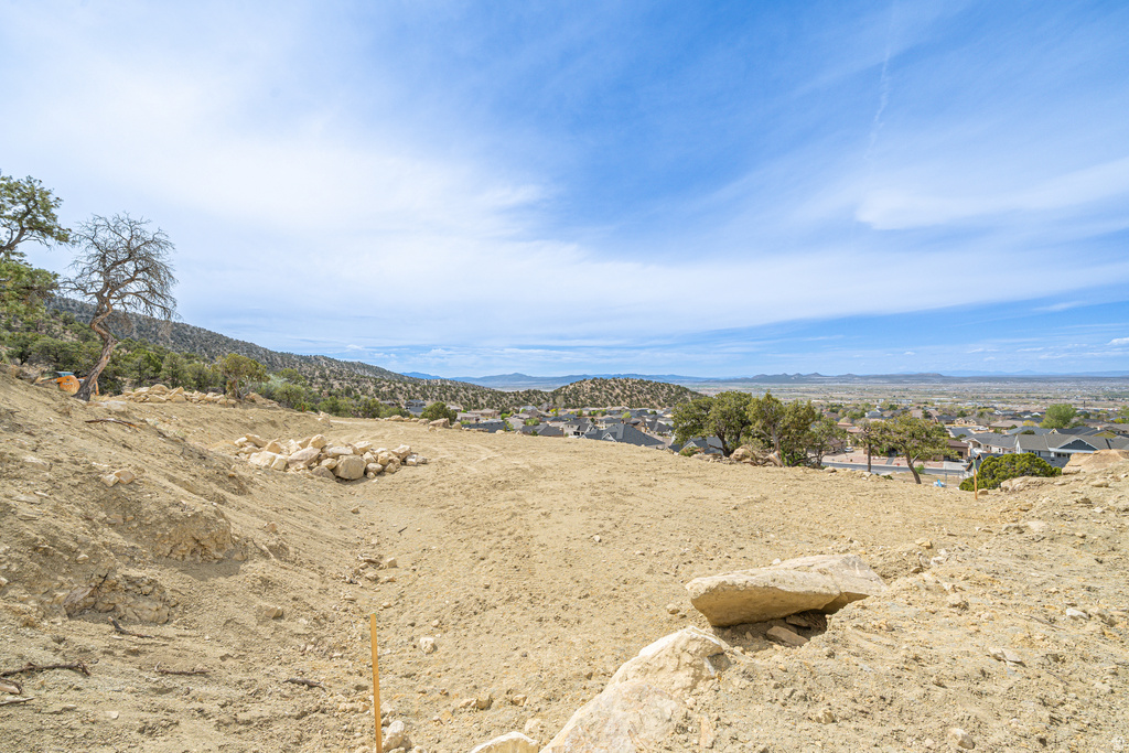 1960 N MAHOGANY CIR Cedar City, UT 84721