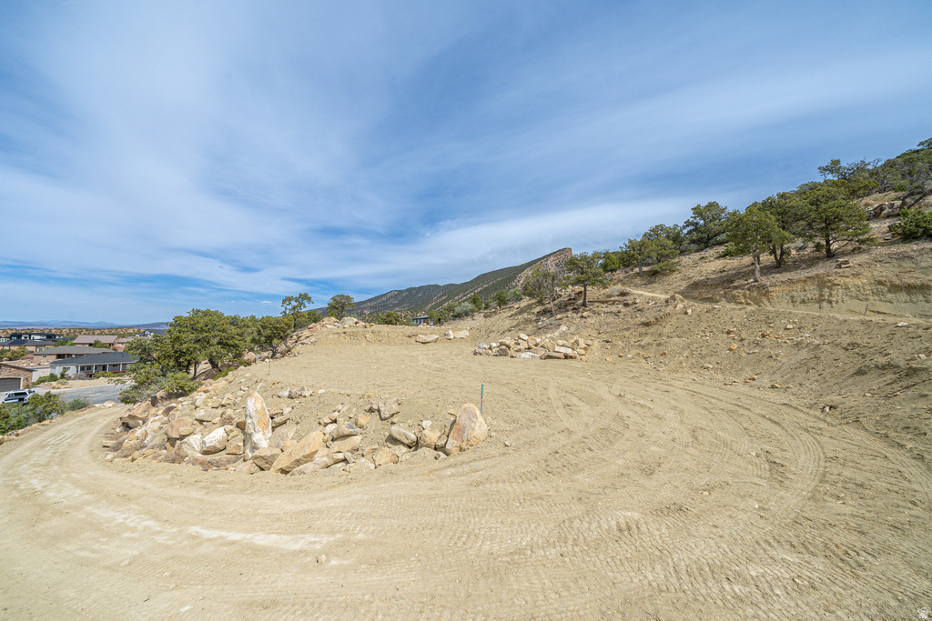 1960 N MAHOGANY CIR Cedar City, UT 84721