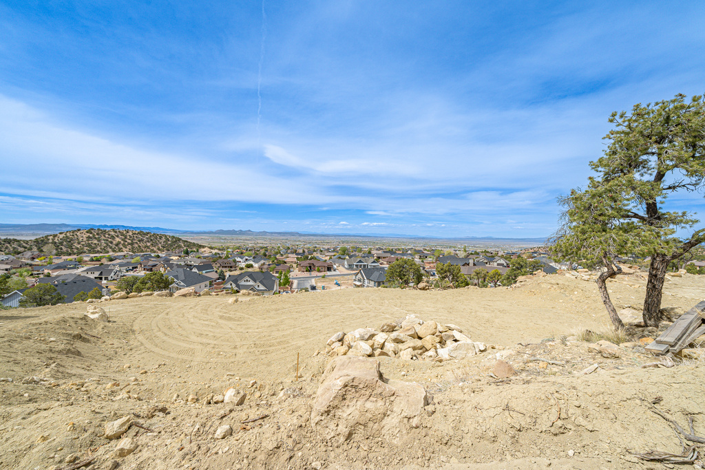 1960 N MAHOGANY CIR Cedar City, UT 84721