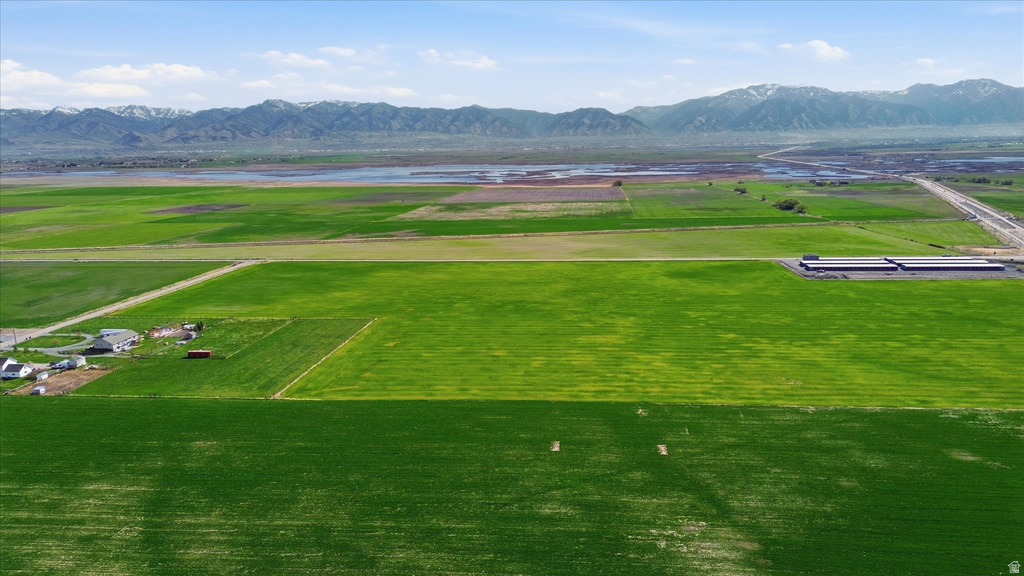 6000 W 1400 N Petersboro, UT 84325