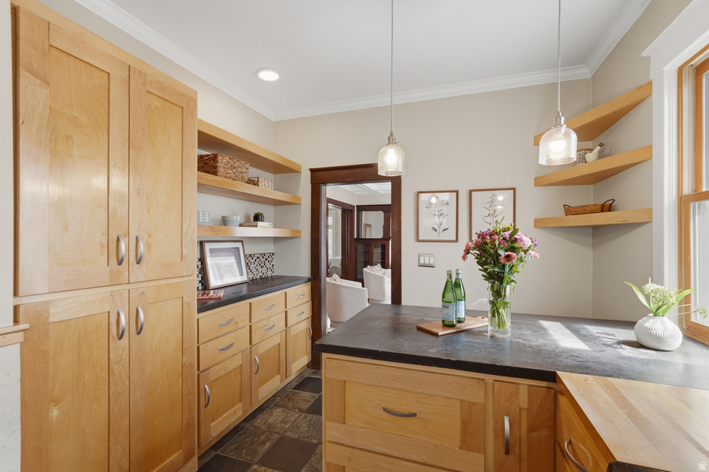 928 S WINDSOR Salt Lake City, UT 84105