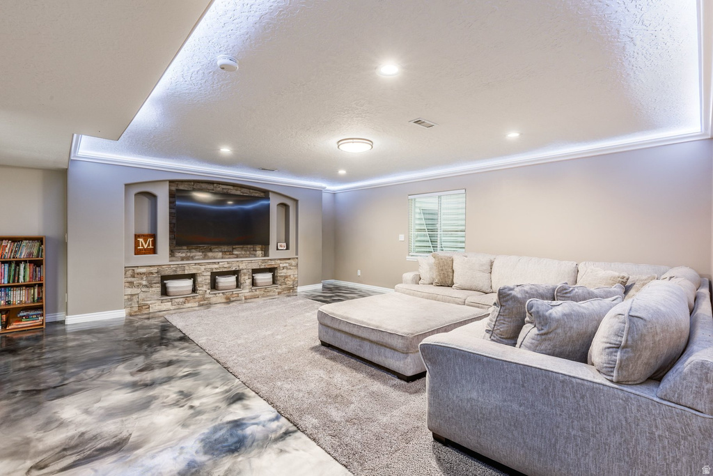 6627 W VALLEY OAK DR West Jordan, UT 84081