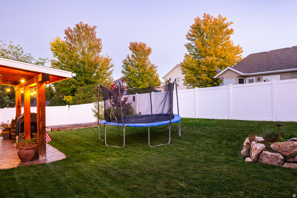 6627 W VALLEY OAK DR West Jordan, UT 84081