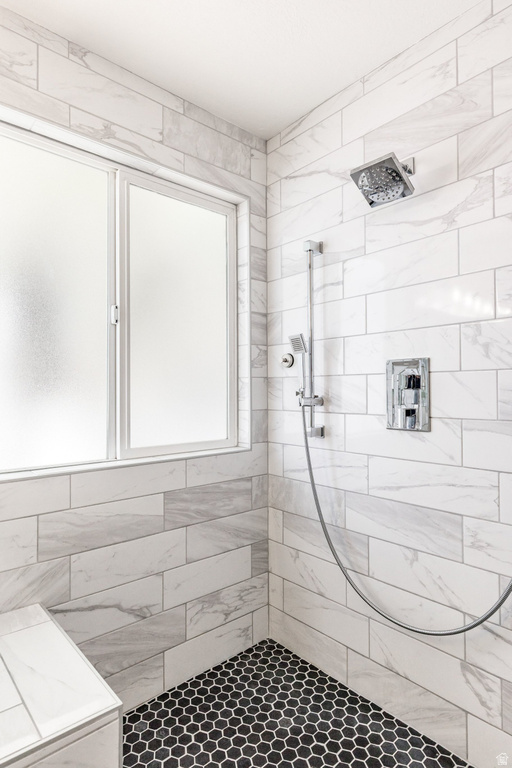 6627 W VALLEY OAK DR West Jordan, UT 84081