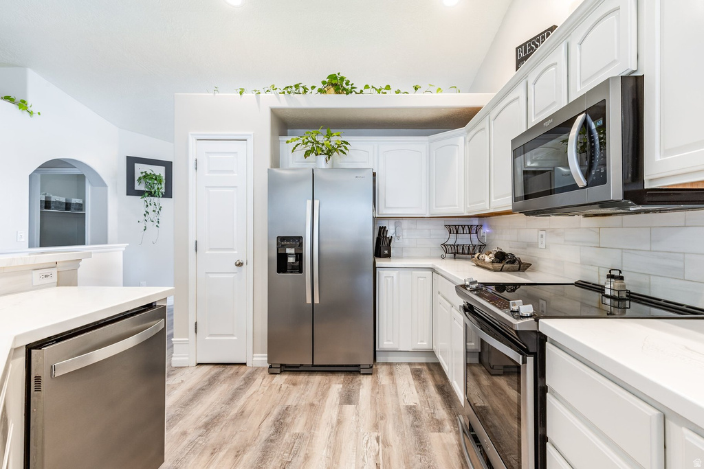 6627 W VALLEY OAK DR West Jordan, UT 84081