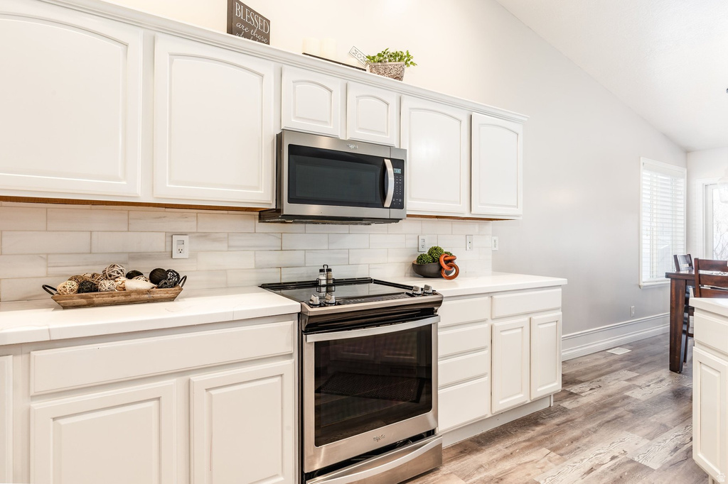 6627 W VALLEY OAK DR West Jordan, UT 84081