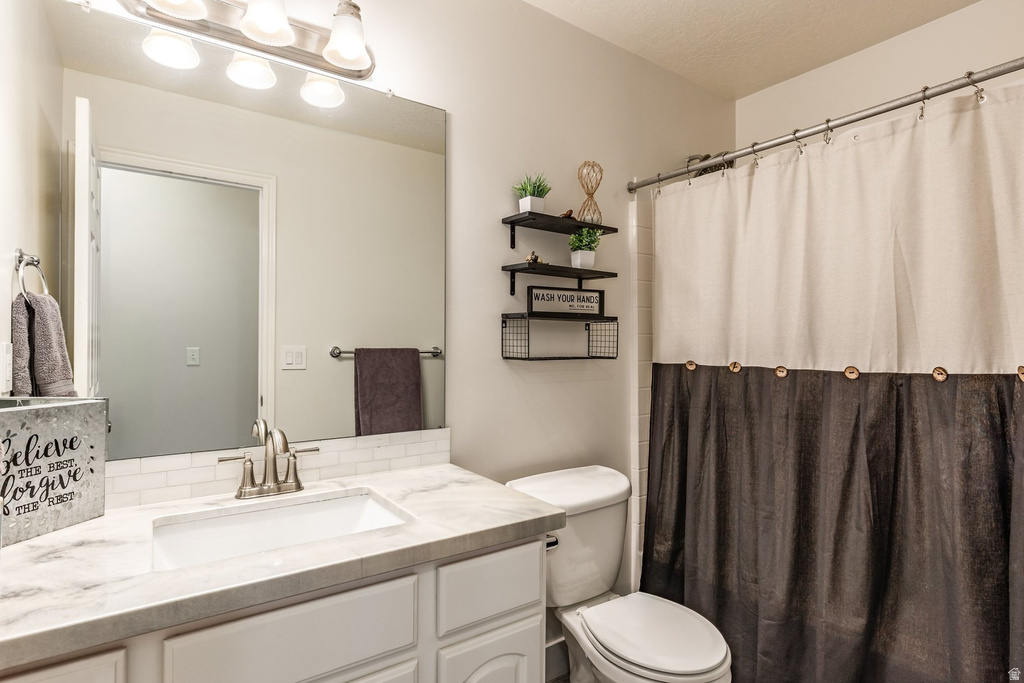 6627 W VALLEY OAK DR West Jordan, UT 84081